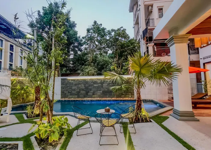 The Luxury Hotel 4*