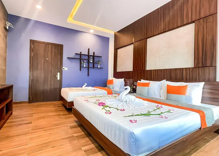 Hotel The Luxury 4*