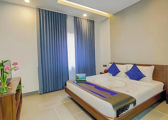 Hotel The Luxury 4*